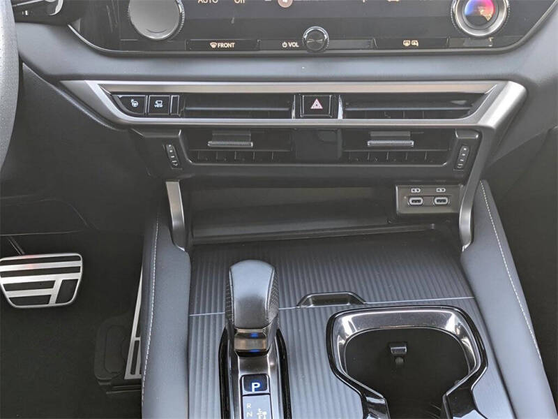 2023 Lexus RX 350 F SPORT Handling