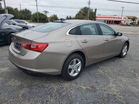 2025 Chevrolet Malibu LS