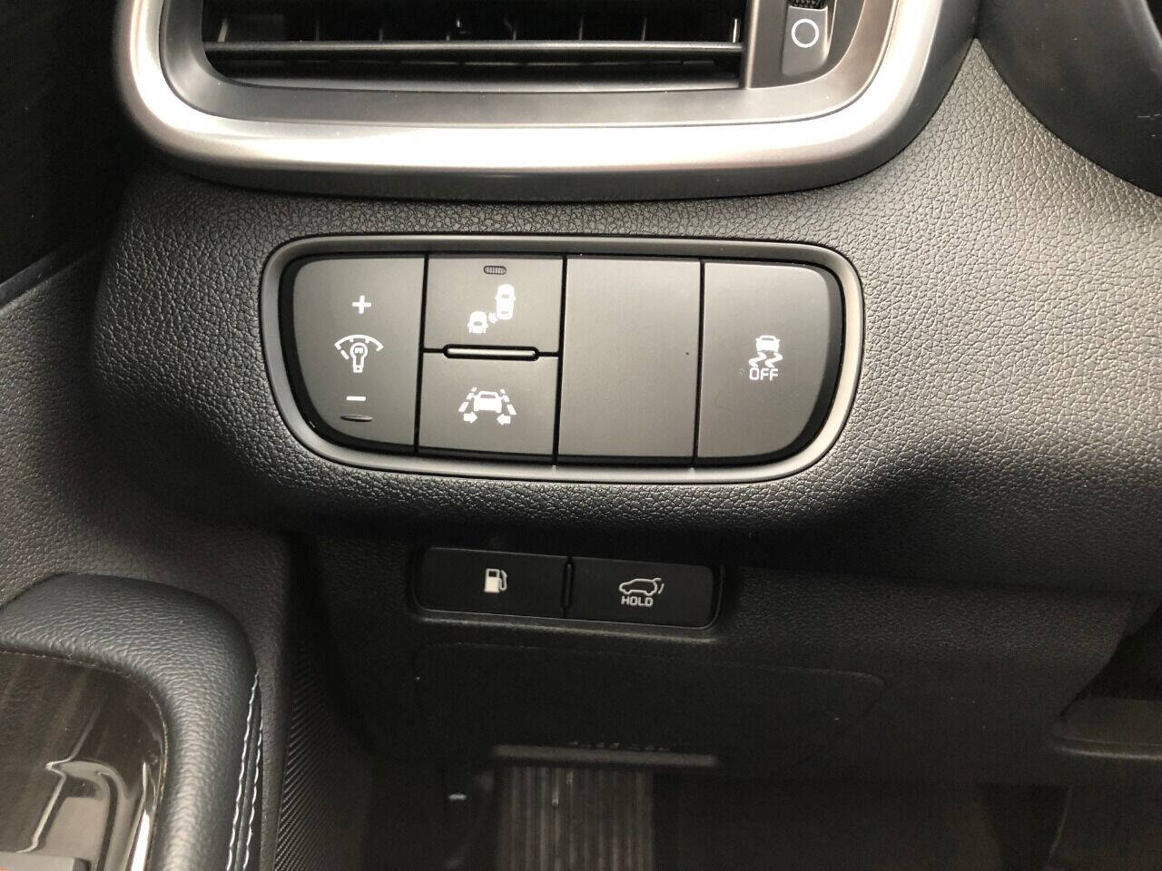 2019 Kia Sorento - 5XYPHDA59KG437694 - Associated Sales and Leasing