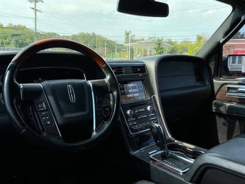 2017 Lincoln Navigator L Reserve