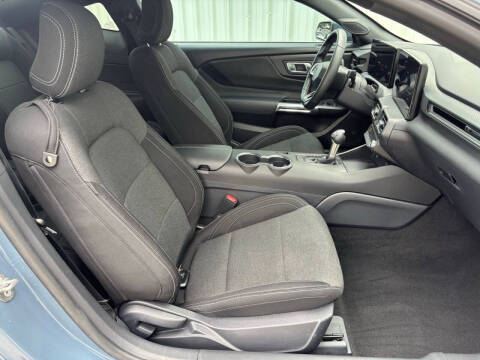 2025 Ford Mustang EcoBoost