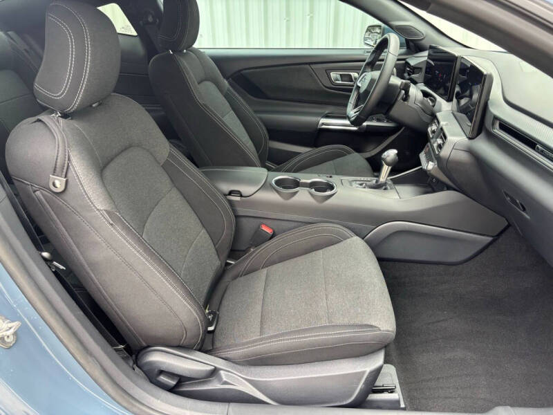 2025 Ford Mustang EcoBoost