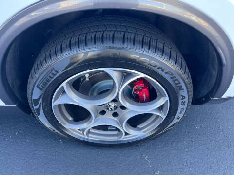 2022 Alfa Romeo Stelvio Ti