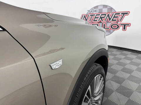 2024 Cadillac XT4 Premium Luxury