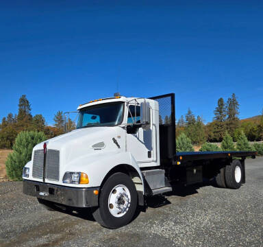 2008 Kenworth Flatbed Dump Truck for sale at CPMTRUCKSALES.COM in Central Point OR