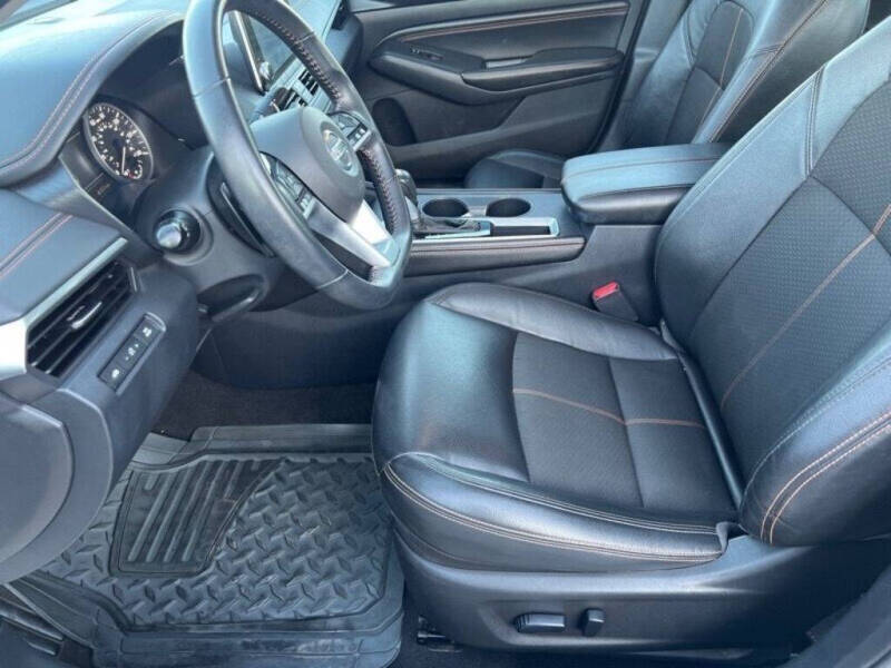 2021 Nissan Altima 2.5 SR