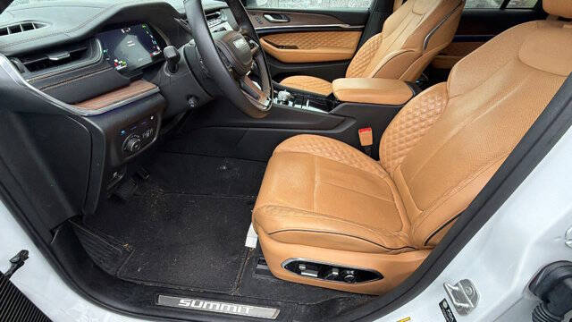 2022 Jeep Grand Cherokee