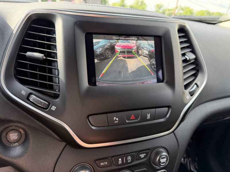 2021 Jeep Cherokee Latitude Lux