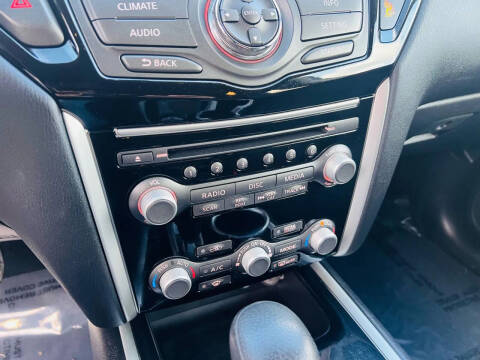 2017 Nissan Pathfinder