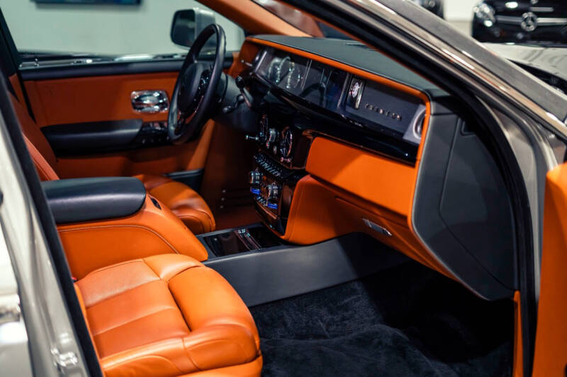 2018 Rolls-Royce Phantom