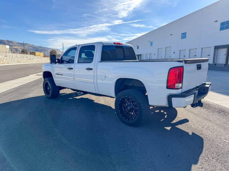 2011 GMC Sierra 2500HD Denali