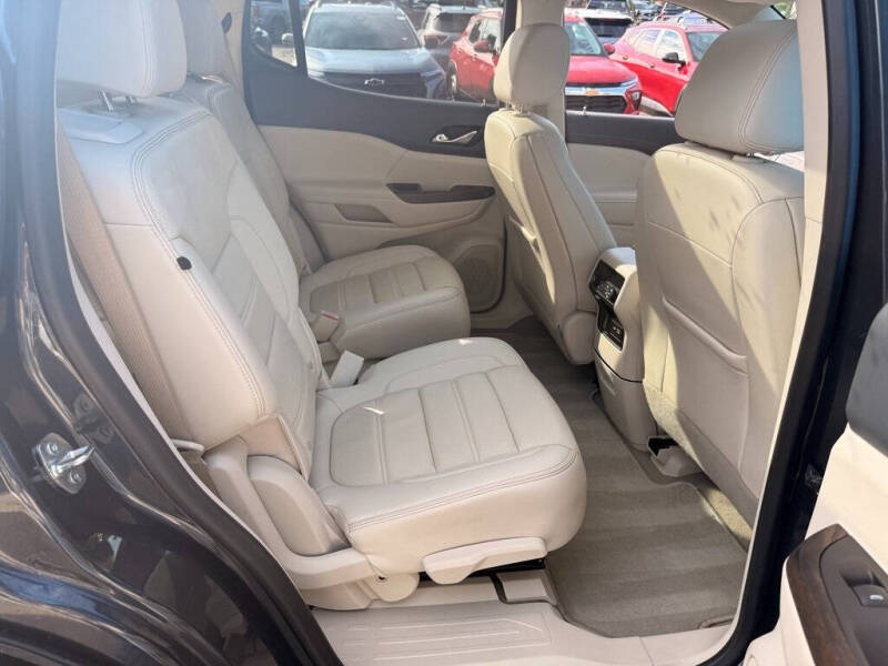 2021 GMC Acadia Denali