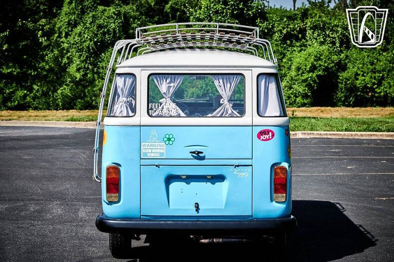 1990 Volkswagen Bus