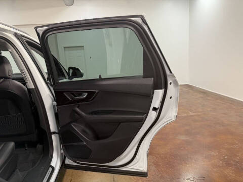 2023 Audi Q7 quattro Premium Plus 45 TFSI