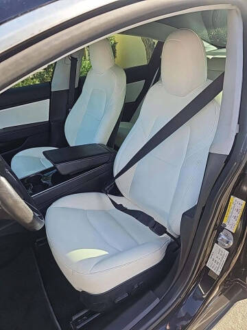 2019 Tesla Model 3 Performance