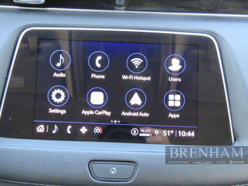 2022 Cadillac XT4 Premium Luxury