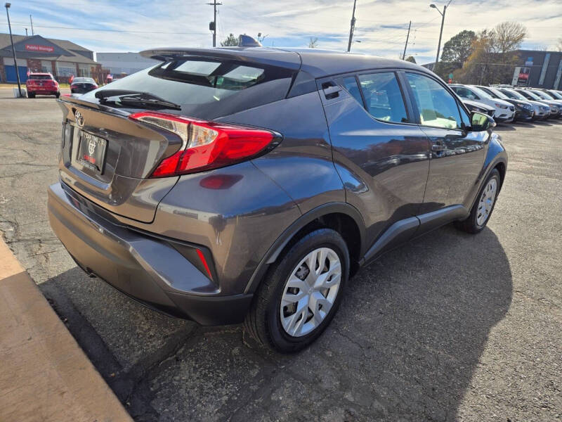 2021 Toyota C-HR XLE