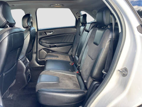 2017 Ford Edge Sport