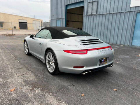 2014 Porsche 911 Carrera 4