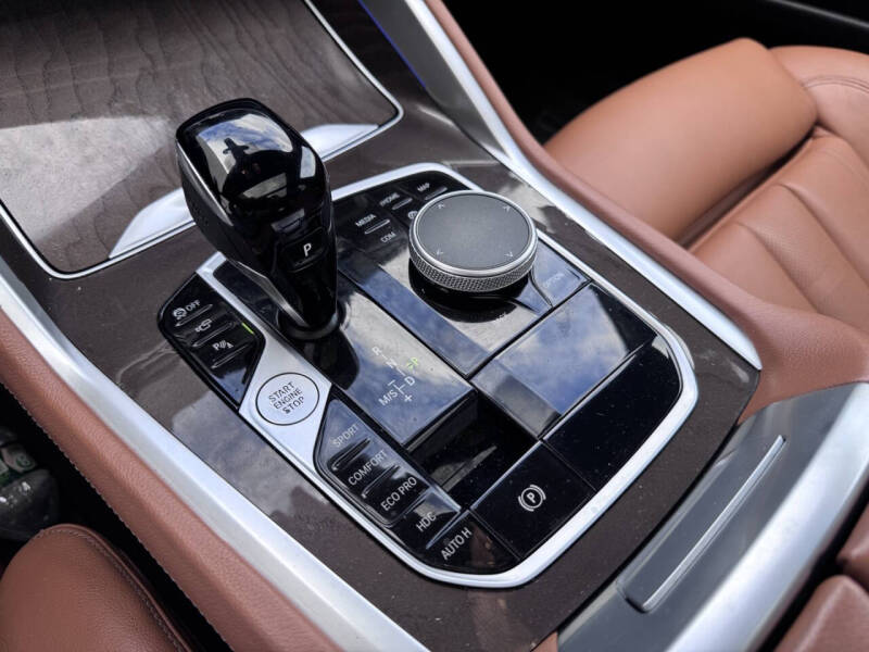 2022 BMW X6 xDrive40i