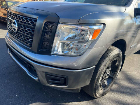 2018 Nissan Titan S