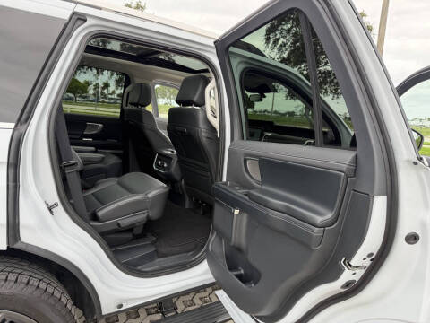 2025 Ford Expedition Platinum