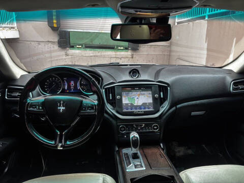 2014 Maserati Ghibli