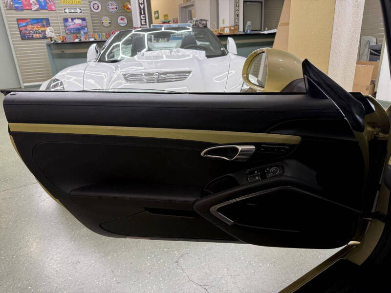 2015 Porsche Cayman GTS