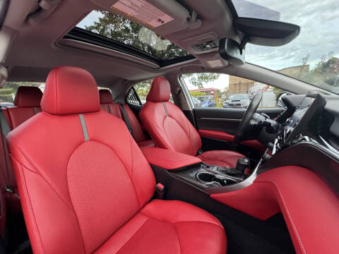 2024 Toyota Camry Hybrid XSE