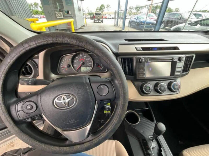 2013 Toyota RAV4 LE
