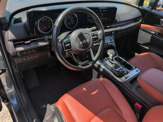 2022 Kia Carnival SX