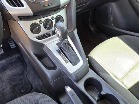 2013 Ford Focus SE