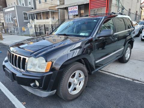 2006 Jeep Grand Cherokee for sale at Get It Go Auto in Bronx NY