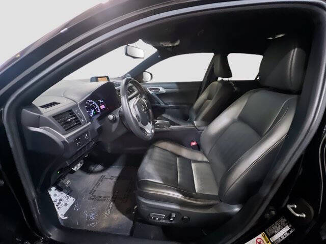 2012 Lexus CT 200h Premium
