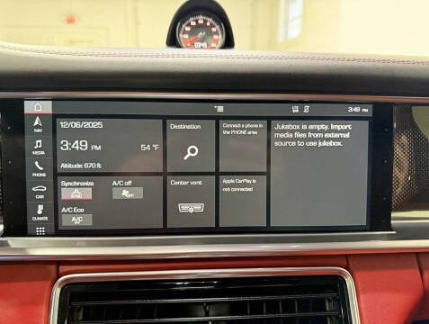 2018 Porsche Panamera 4