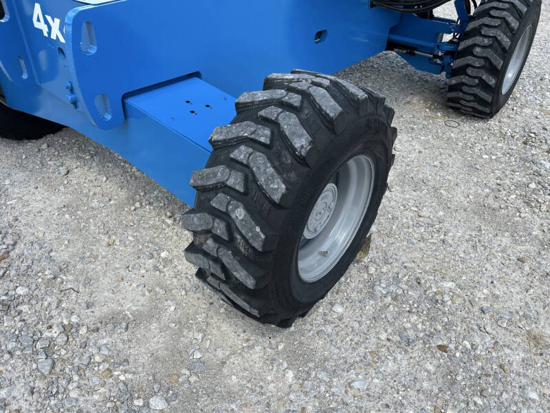 2016 Genie 45' Manlift