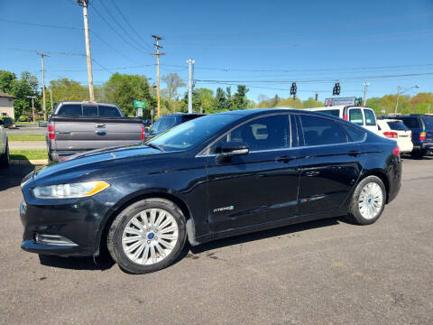 2016 Ford Fusion Hybrid for sale at COLONIAL AUTO SALES in North Lima OH
