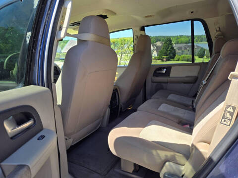 2003 Ford Expedition XLT