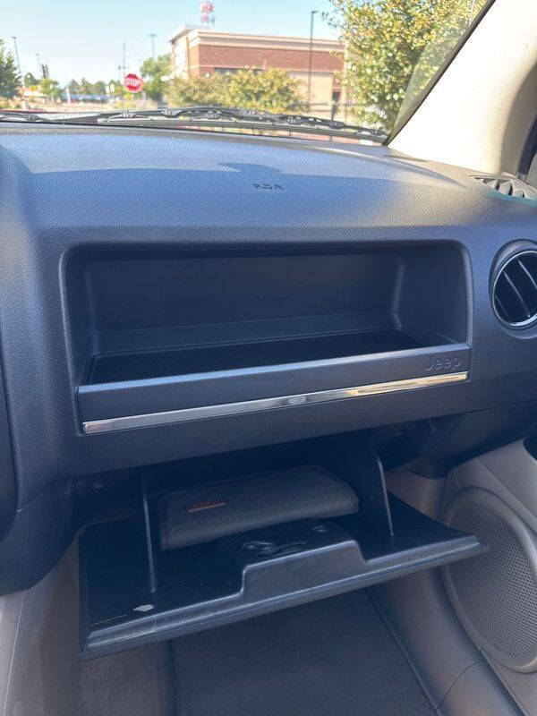 2012 Jeep Compass Latitude