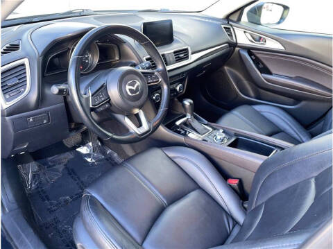 2017 Mazda MAZDA3 Touring 2.5