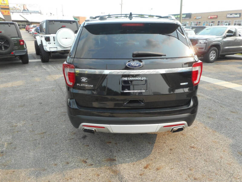 2017 Ford Explorer Platinum