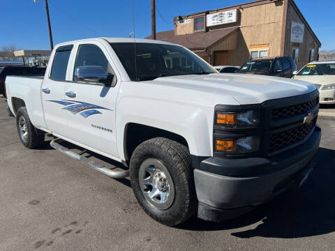 2014 Chevrolet Silverado 1500 for sale at BERKENKOTTER MOTORS in Brighton CO