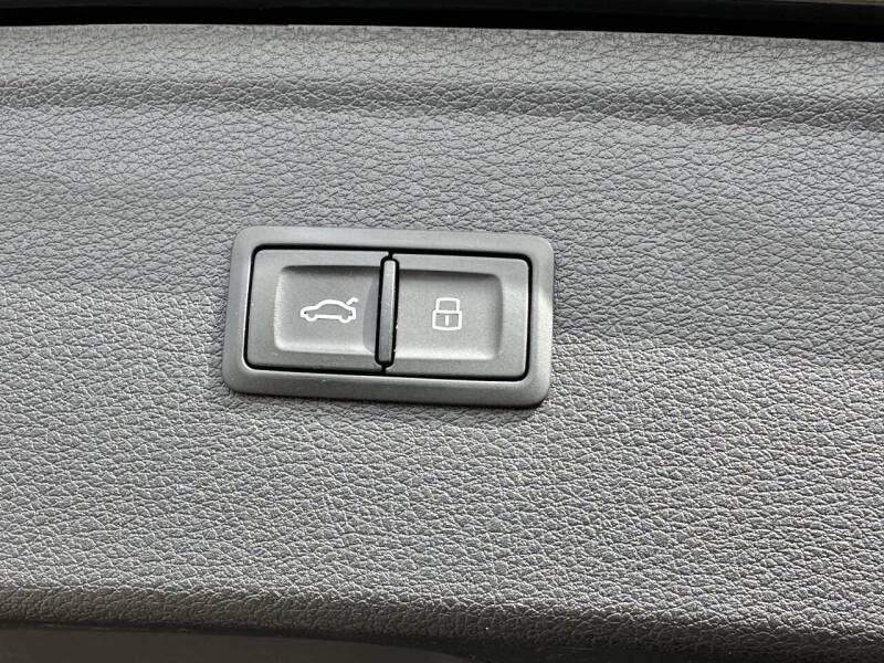 2020 Audi Q5 quattro Premium Plus 45 TFSI