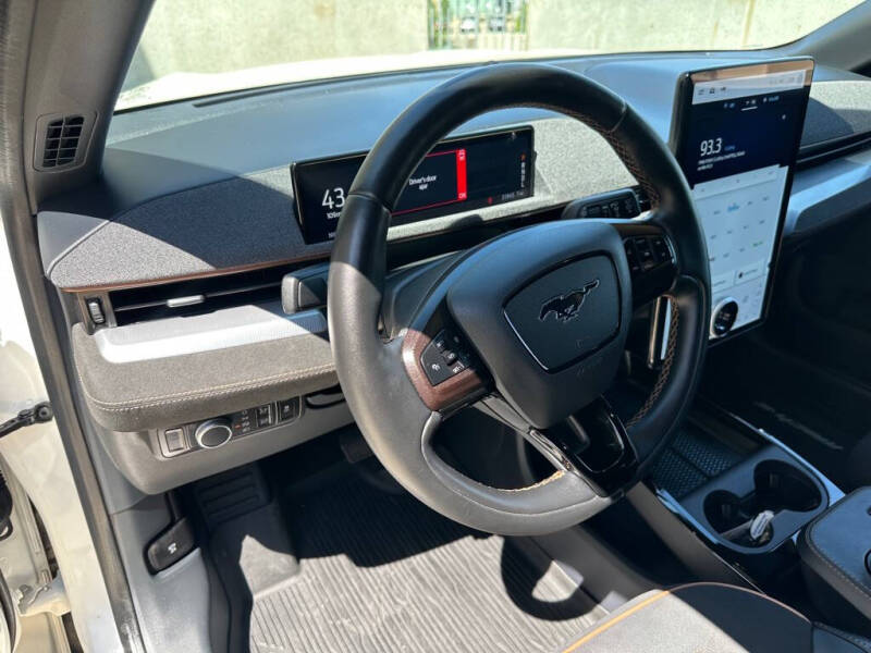 2021 Ford Mustang Mach-E GT