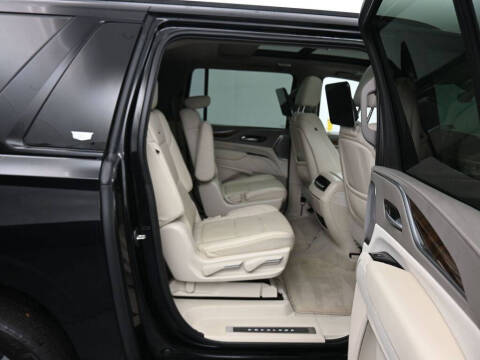 2023 Cadillac Escalade ESV Sport Platinum