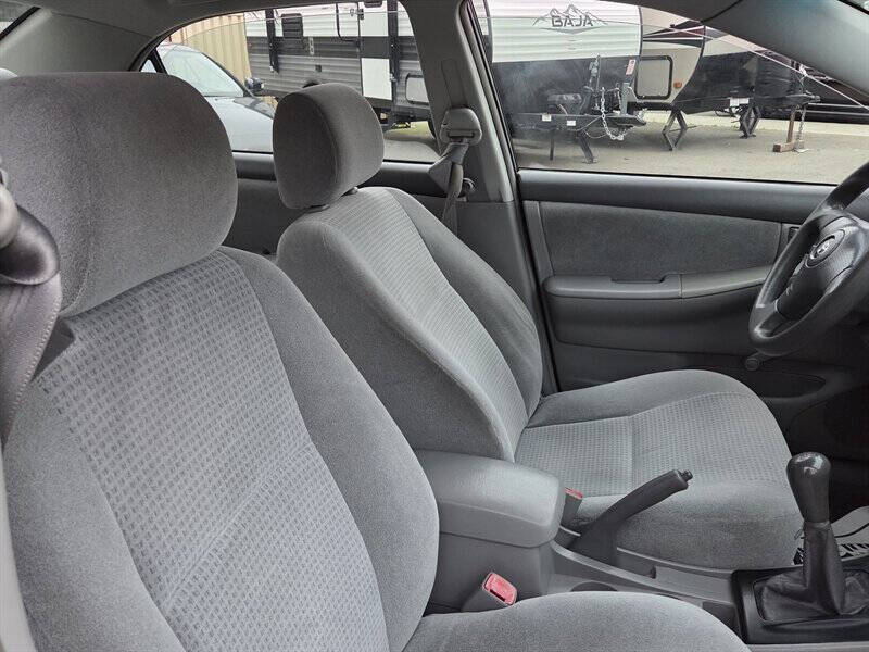 2005 Toyota Corolla CE