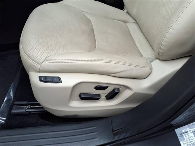 2022 Mazda CX-9 Touring Plus