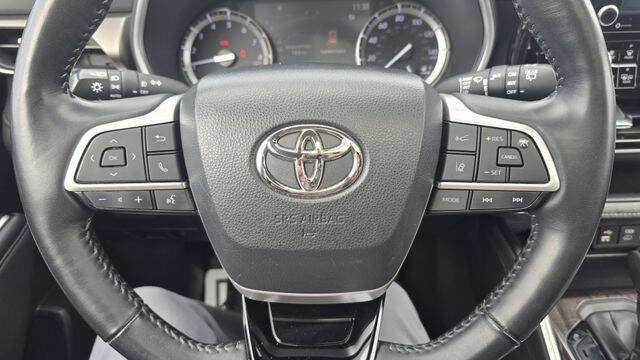 2022 Toyota Highlander Limited