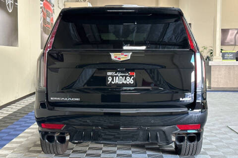 2023 Cadillac Escalade-V