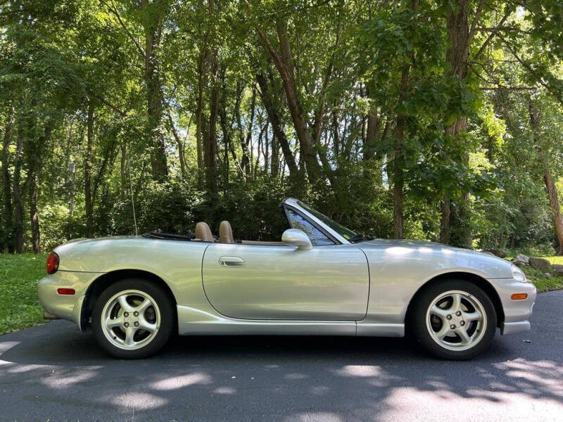 2000 Mazda MX-5 Miata